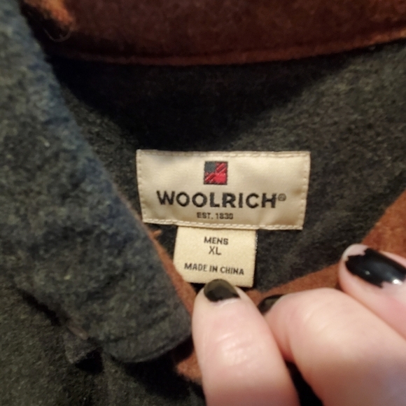 Woolrich 100% cotton. Long sleeve button up.  Olive Heather. Sz xl. - Picture 3 of 6